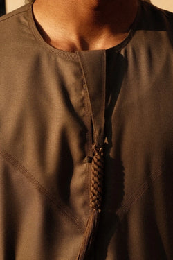 Collection of Sage Grey Emirati Thobe | Sage Grey Thobe | Al-Layth in a gallery layout
